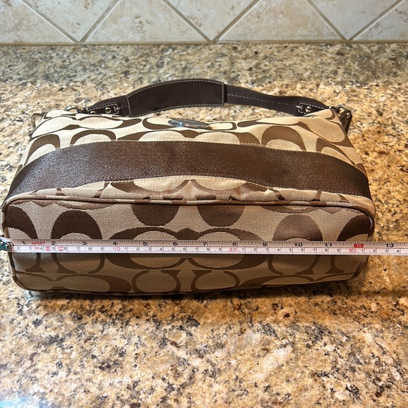 Coach Brown Signature canvas with Leather Hobo Shoulder Bag. - Picture 9 of 15